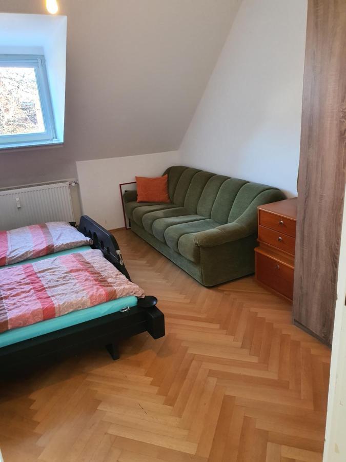 Apartment Idyllische Penthouse-wohnung In Super Lage Munich
