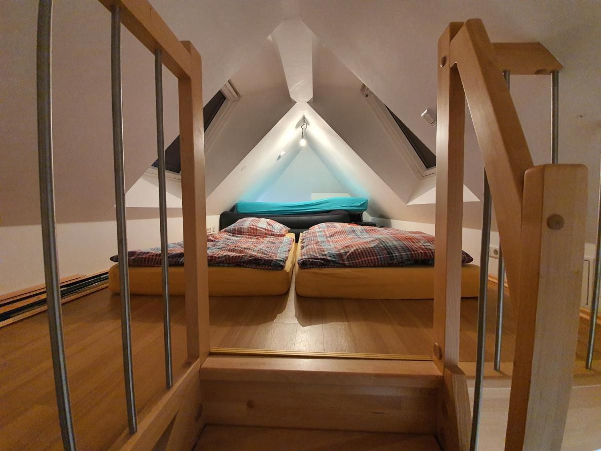 Idyllische Penthouse-wohnung In Super Lage *